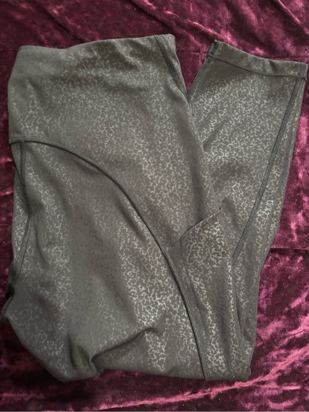Athleta 1x leggings black cheetah print, like new